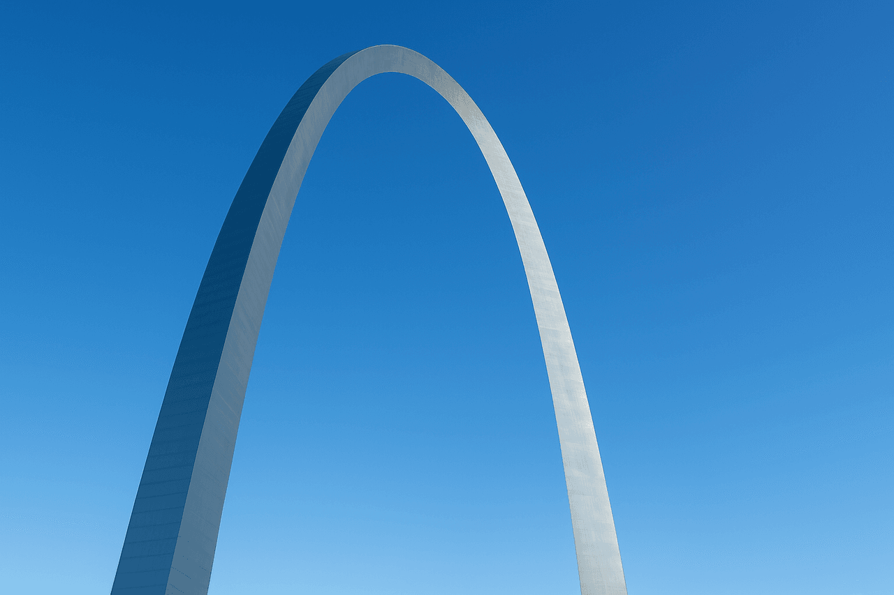 Best movers in St. Louis, Missouri near the Gateway Arch